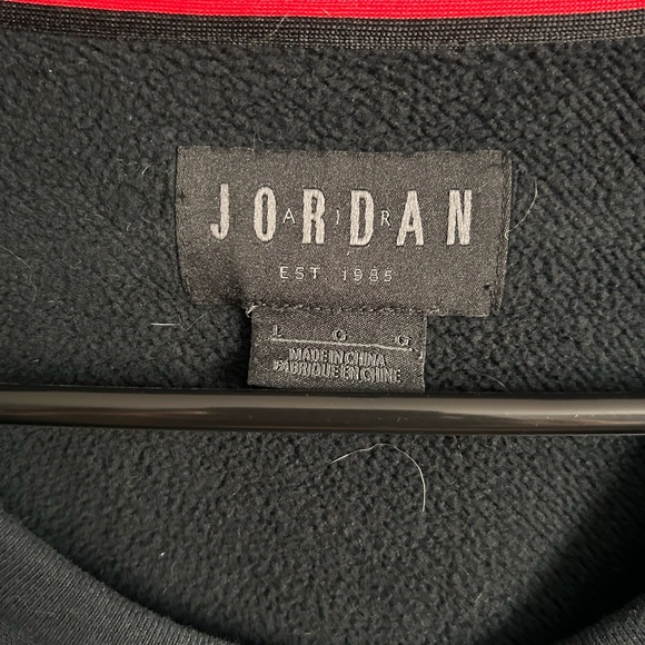 Jordan crewneck size Large - Picture 2 of 3